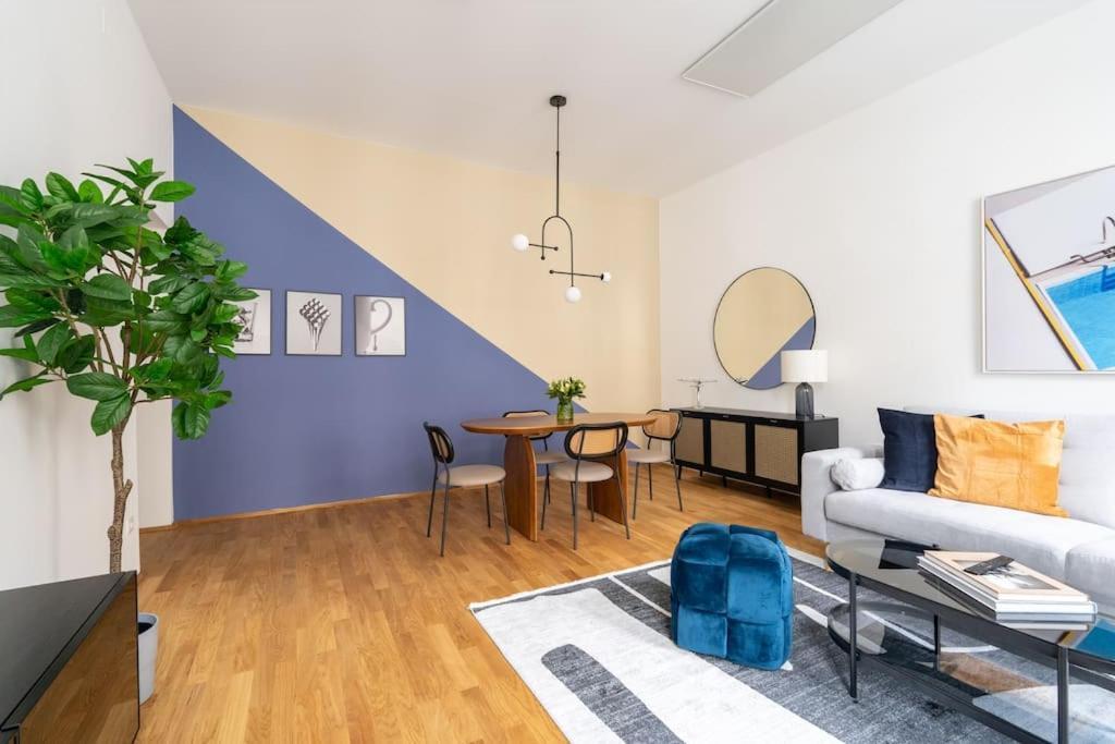Apartment Pristine 1br Suite, Quick To By Hm *