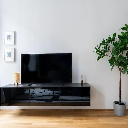 Pristine 1Br Suite, Quick To City By Hm Wien Exterior foto